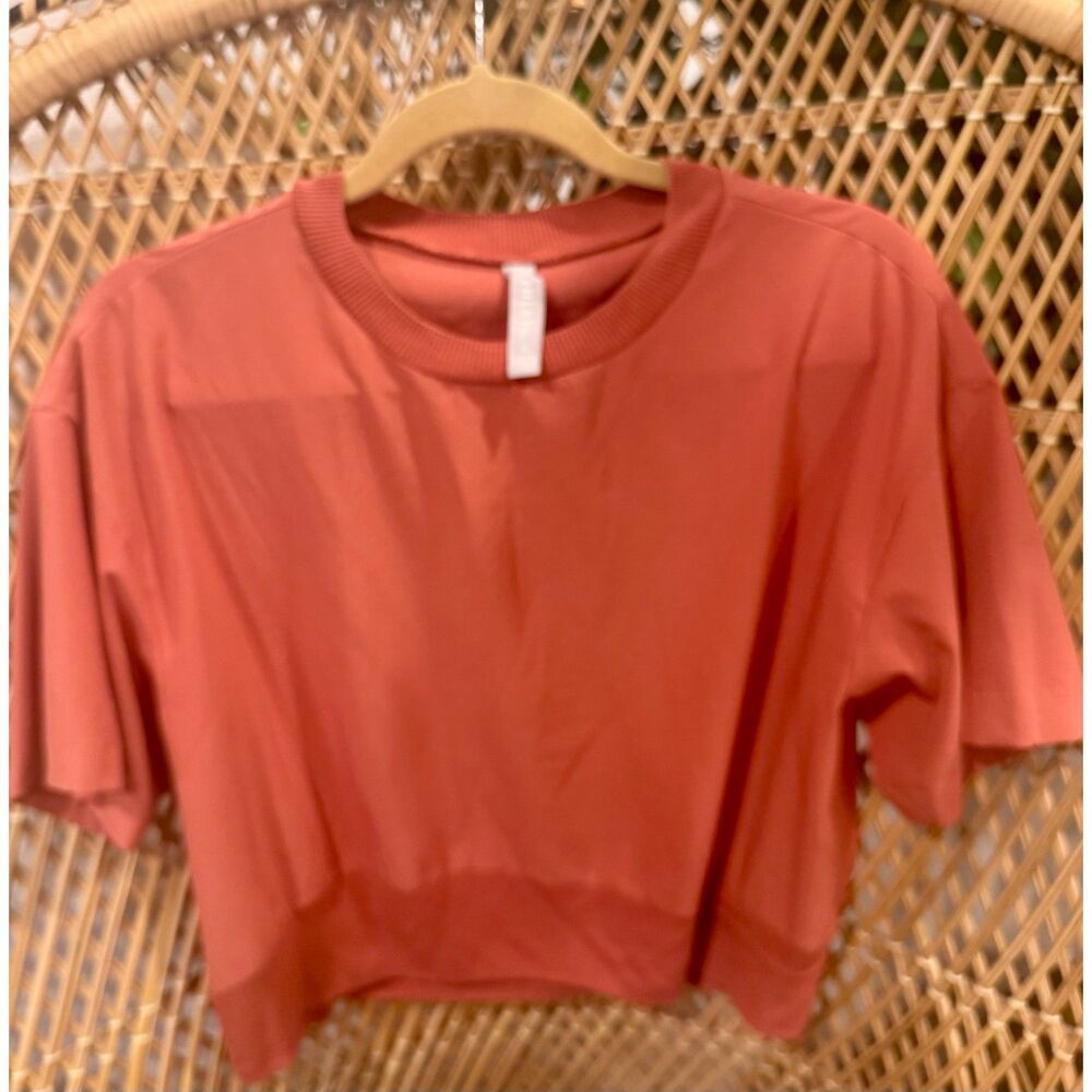 Athleta Zephyr Crop Tee-Rust-Medium